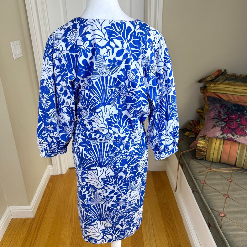 J. McLaughlin Cotton Dress Blue White Floral Crop Sleeve Resort (L) - Picture 4 of 10